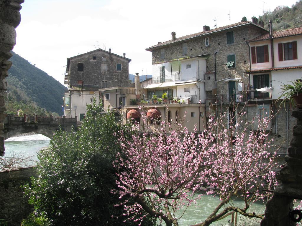 Casa Med Holiday Home Isolabona Extérieur photo